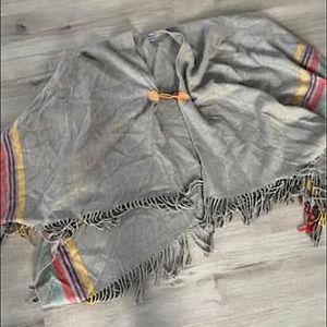 Aerie PONCHO - O/S, like new.